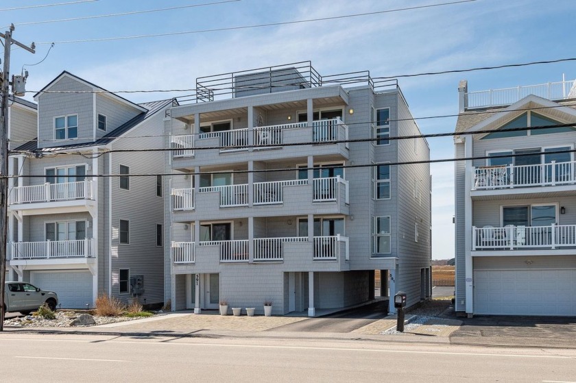 Spectacular views of the Atlantic Ocean, located directly - Beach Condo for sale in Hampton, New Hampshire on Beachhouse.com