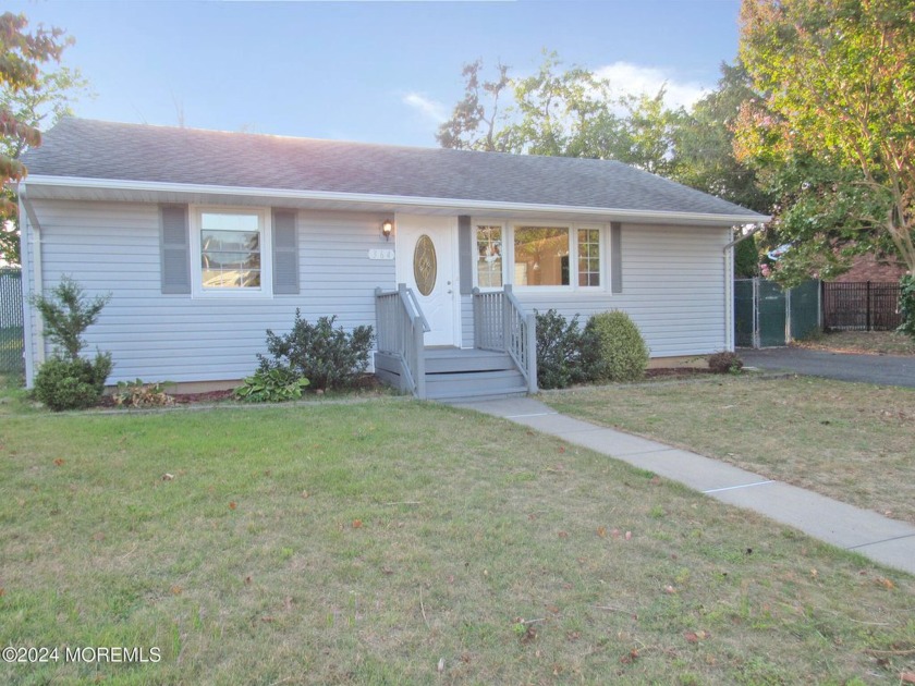 Wonderful ranch style home located in Lake Riveria section of - Beach Home for sale in Brick, New Jersey on Beachhouse.com