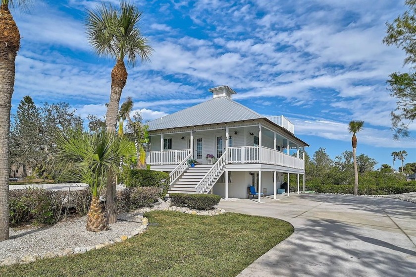 **BOATER'S DREAM! WATERFRONT, ONE OF A KIND, COMPLETELY - Beach Home for sale in Venice, Florida on Beachhouse.com