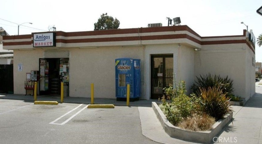A fantastic opportunity to purchase Amigo Market which has Beer - Beach Commercial for sale in Long Beach, California on Beachhouse.com