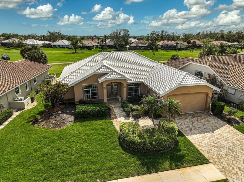 Under contract-accepting backup offers. Welcome to this former - Beach Home for sale in Venice, Florida on Beachhouse.com