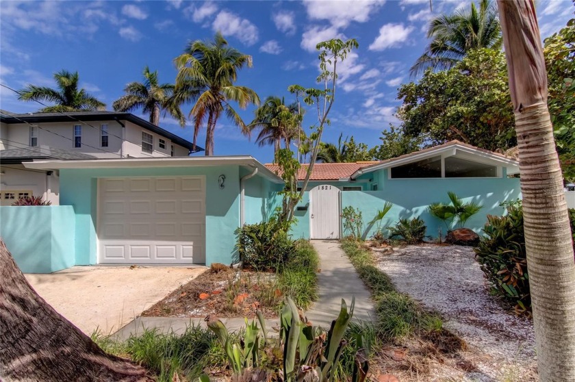 Under contract-accepting backup offers. Looking for the WOW - Beach Home for sale in St. Petersburg, Florida on Beachhouse.com