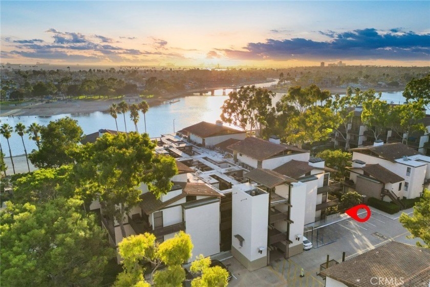 Welcome to Marina Pacifica the gateway to Naples Island just off - Beach Condo for sale in Long Beach, California on Beachhouse.com