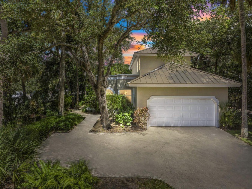 Just steps to the BEACH! This immaculate 4-bedroom, 2,451 sq ft - Beach Home for sale in Vero Beach, Florida on Beachhouse.com