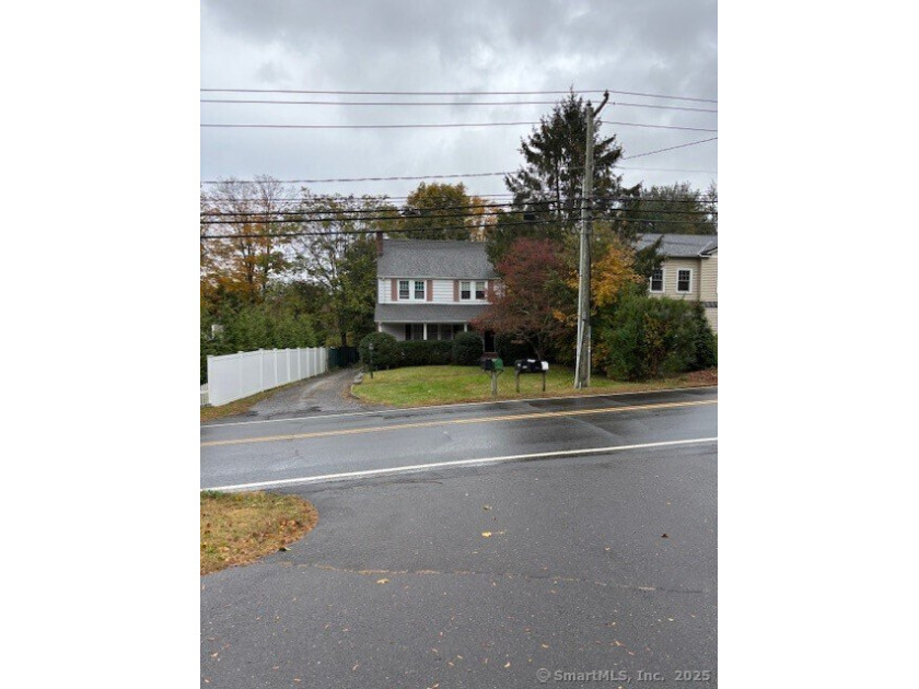 Charming vintage colonial in Banksville area. Close to Bedford - Beach Home for sale in Greenwich, Connecticut on Beachhouse.com