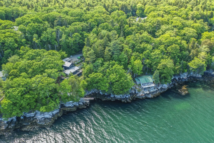 Rare oceanfront property, deep water access on the Bristol - Beach Lot for sale in Bristol, Maine on Beachhouse.com