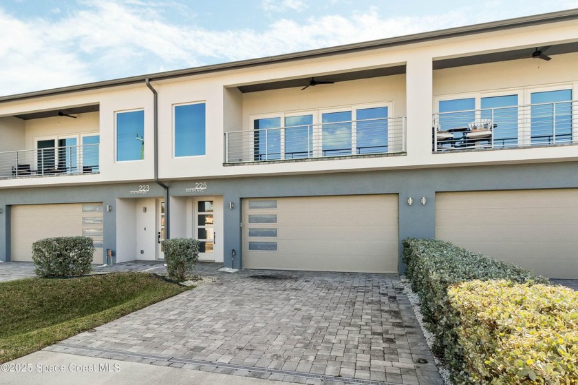 Experience the ultimate luxury livingperfectly situated in the - Beach Townhome/Townhouse for sale in Indialantic, Florida on Beachhouse.com
