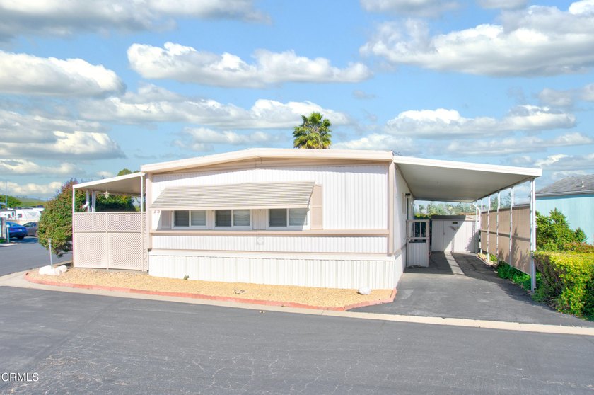 Welcome to this beautifully maintained double-wide home in the - Beach Home for sale in Ventura, California on Beachhouse.com