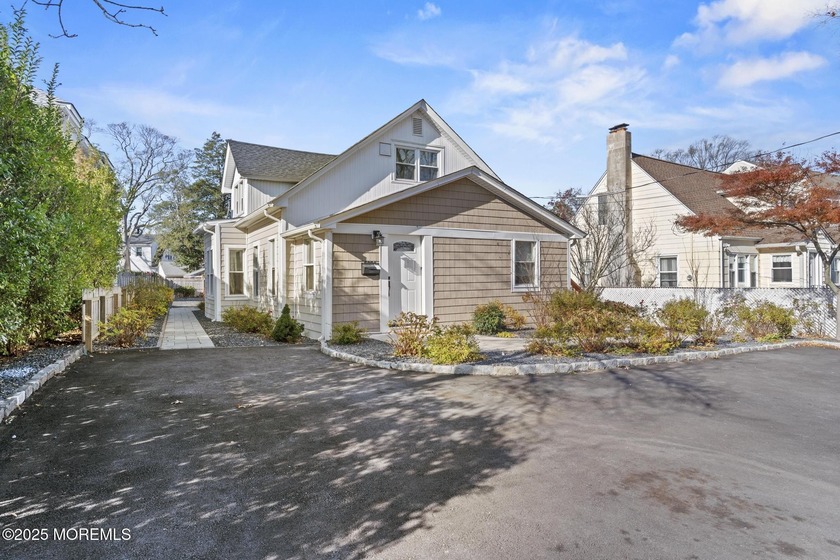 Welcome to this beautifully updated 3 bedroom, 3 bath home in - Beach Home for sale in Point Pleasant Beach, New Jersey on Beachhouse.com