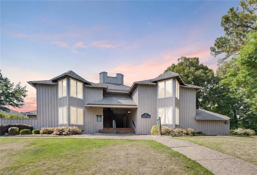 Welcome to 215 Padgett's Ordinary, a beautifully maintained - Beach Condo for sale in Williamsburg, Virginia on Beachhouse.com