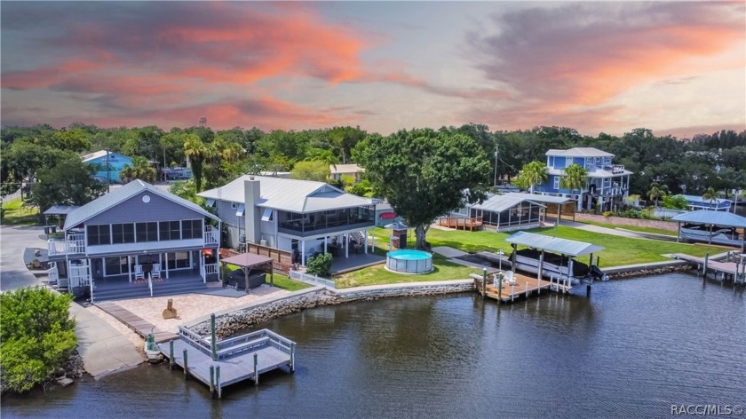 VACATION 365 DAYS A YEAR and enjoy this WATERFRONT PARADISE in - Beach Home for sale in Crystal River, Florida on Beachhouse.com