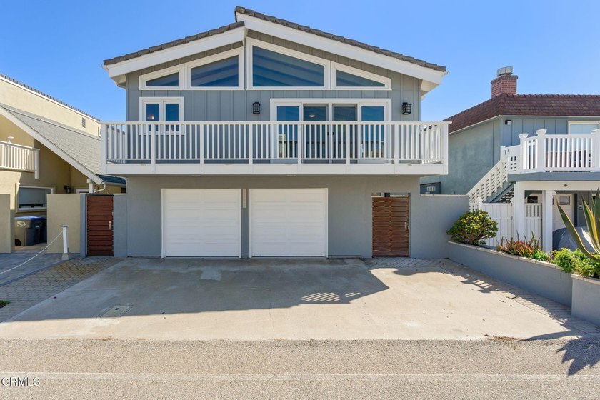 This exceptional Oxnard Shores residence is just steps from the - Beach Home for sale in Oxnard, California on Beachhouse.com
