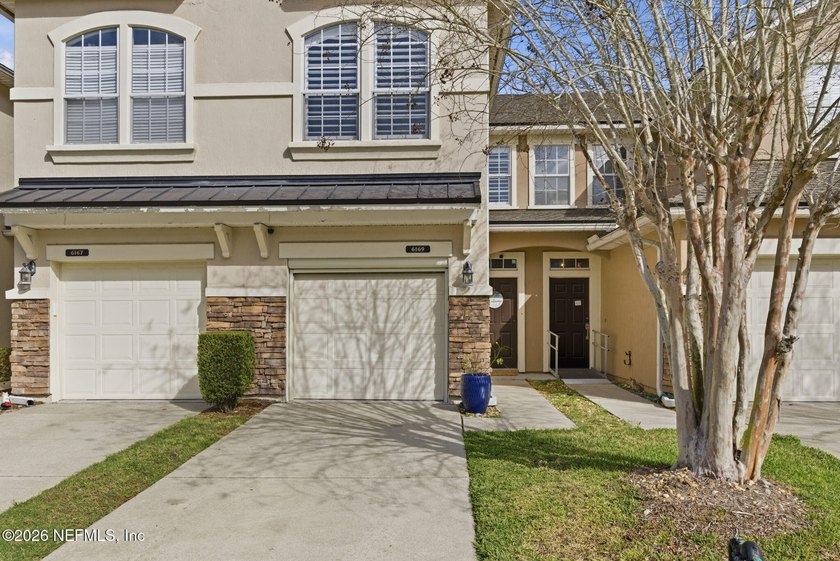 Well maintained 3-bedroom, 2.5-bath townhome offering 1,368 sq - Beach Townhome/Townhouse for sale in Jacksonville, Florida on Beachhouse.com