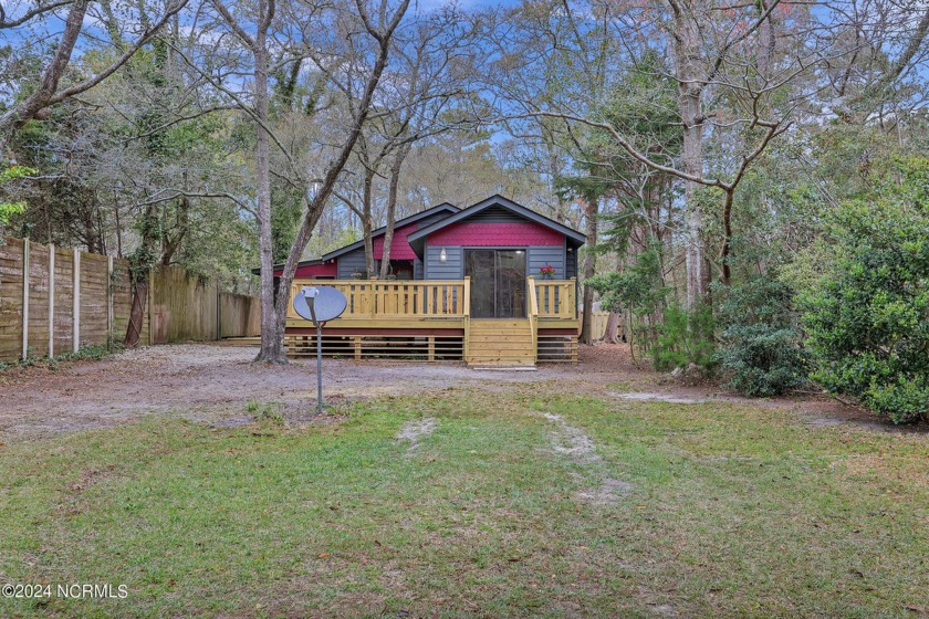 Beautiful newly renovated cottage just minutes from the beach - Beach Home for sale in Shallotte, North Carolina on Beachhouse.com