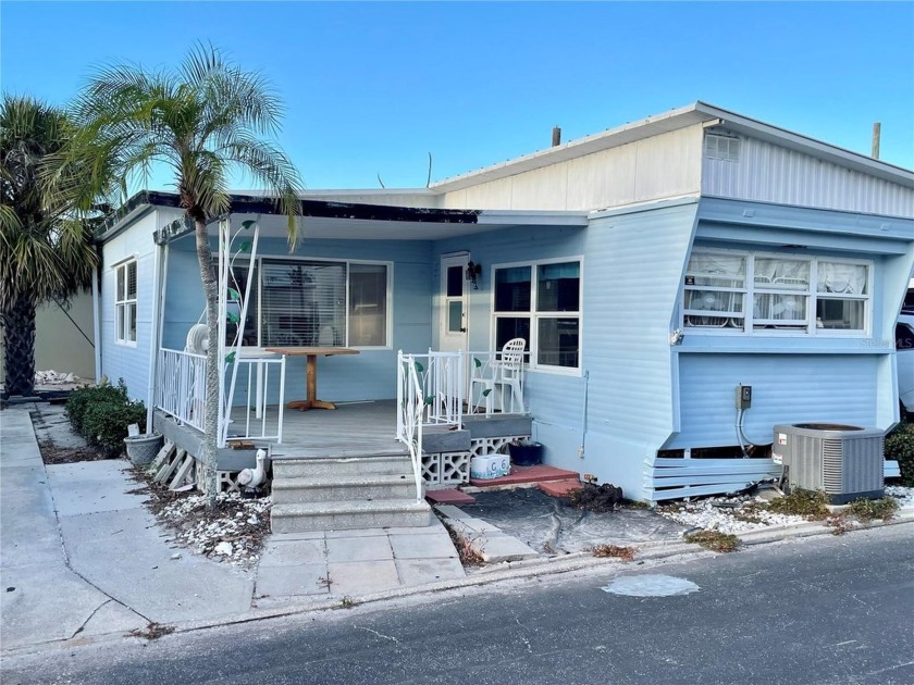 WELCOME TO PARADISE: imagine a home in a beautiful beach-to-bay - Beach Home for sale in Longboat Key, Florida on Beachhouse.com