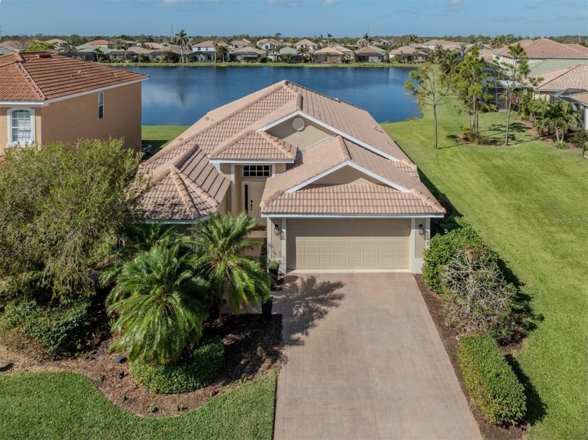 Under contract-accepting backup offers. Enjoy amazing westerly - Beach Home for sale in Venice, Florida on Beachhouse.com