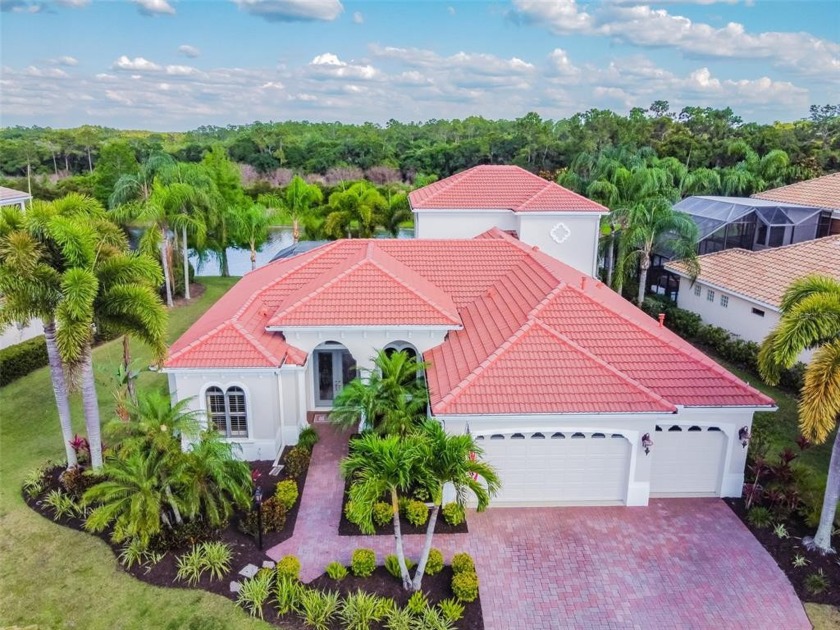 Outstanding opportunity to live in the USA's #1 master planned - Beach Home for sale in Lakewood Ranch, Florida on Beachhouse.com