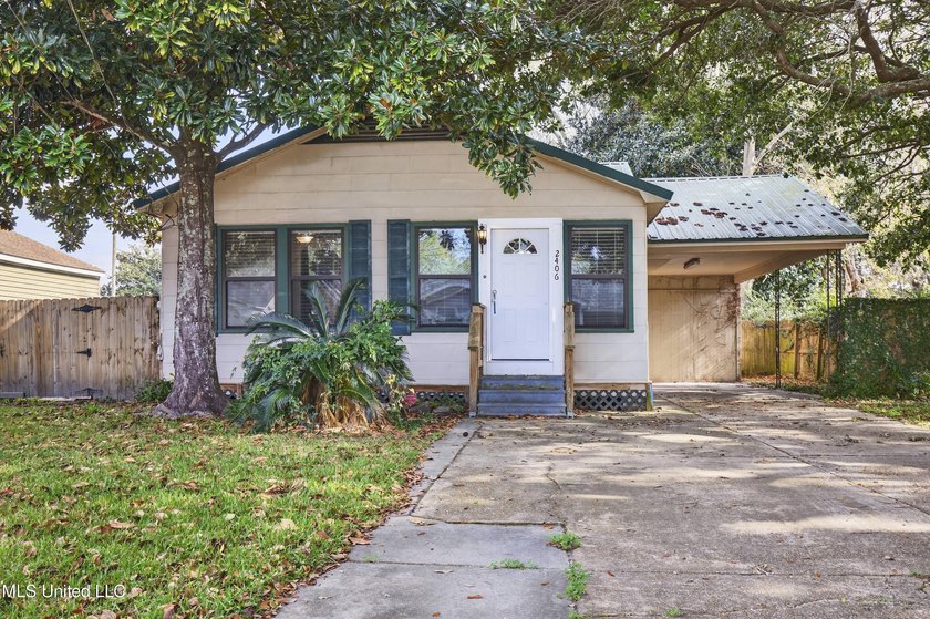 Enjoy coastal living just minutes from the water at 2406 8th - Beach Home for sale in Pascagoula, Mississippi on Beachhouse.com