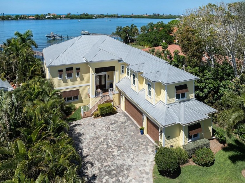 Celebrate timeless island resort elegance with a modern flair - Beach Home for sale in Nokomis, Florida on Beachhouse.com