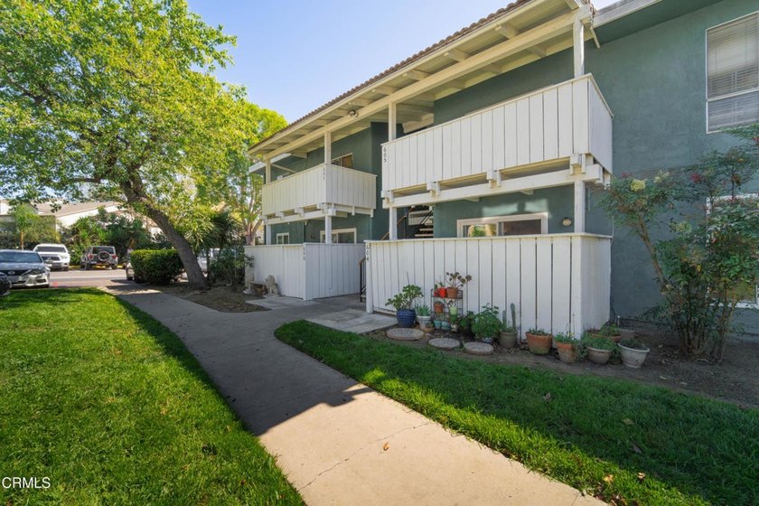 Calling all investors & first time home buyers! Come check out - Beach Condo for sale in Ventura, California on Beachhouse.com