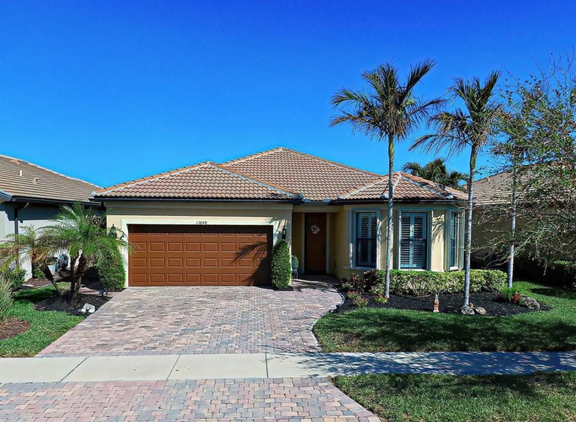 This meticulously maintained Abbeyville model in the premier - Beach Home for sale in Venice, Florida on Beachhouse.com