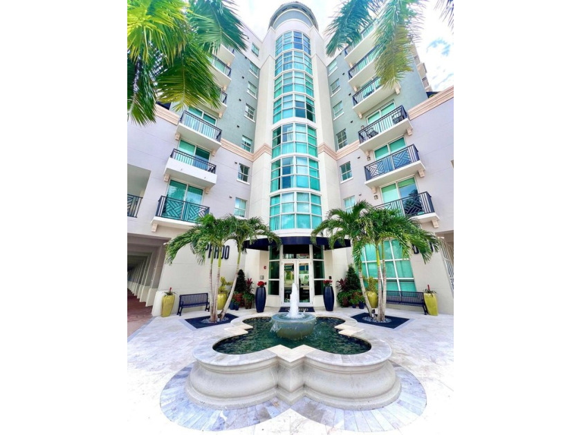 Be in the heart of downtown West Palm Beach in this move-in - Beach Condo for sale in West Palm Beach, Florida on Beachhouse.com