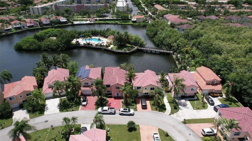 Single Family Home for sale in beautiful Dania Beach, Florida - Beach Home for sale in Dania, Florida on Beachhouse.com