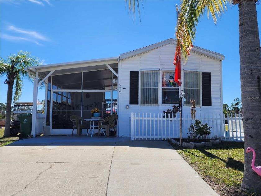 SELLER SAYS *MAKE AN OFFER!*Looking for a WATER VIEW HOME in an - Beach Home for sale in Port Charlotte, Florida on Beachhouse.com