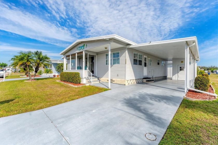 Don't miss the opportunity to make this beautiful home yours! - Beach Home for sale in Ellenton, Florida on Beachhouse.com