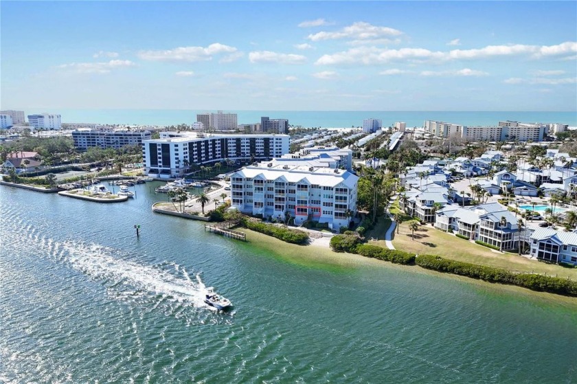 Experience the natural Florida coastal environment from this - Beach Condo for sale in Sarasota, Florida on Beachhouse.com