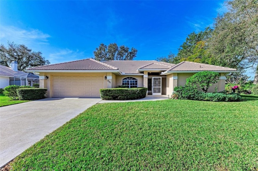 Brand NEW Roof and Brand NEW HVAC! Located in flood zone x - Beach Home for sale in Venice, Florida on Beachhouse.com