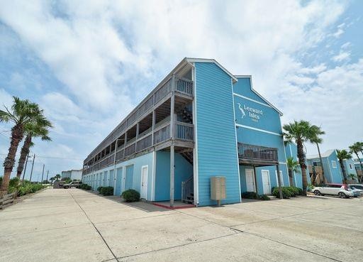 Gulf View - Walking distance to Beach!!!  Seller Financing - Beach Condo for sale in Corpus Christi, Texas on Beachhouse.com