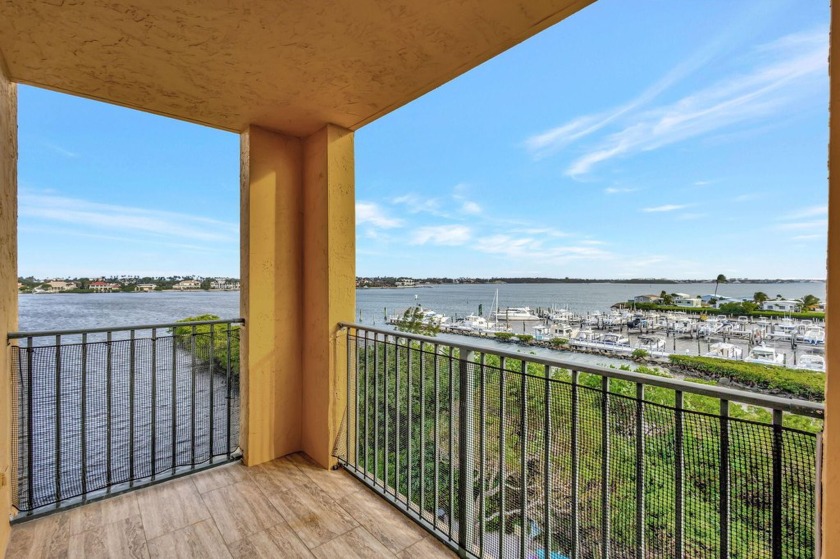 Amazing DIRECT Intracoastal views all the way down the channel! - Beach Condo for sale in Hypoluxo, Florida on Beachhouse.com