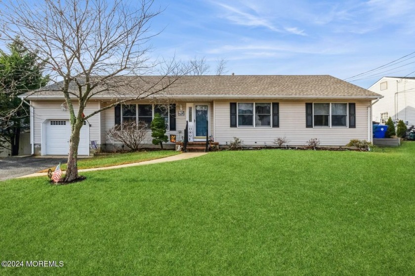 Wonderful ranch style home located on a large lot in the Lake - Beach Home for sale in Brick, New Jersey on Beachhouse.com