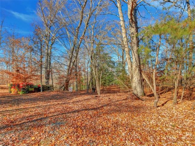 This beautiful wooded lot has it all, a gorgeous WATER VIEW of - Beach Lot for sale in Surry, Virginia on Beachhouse.com