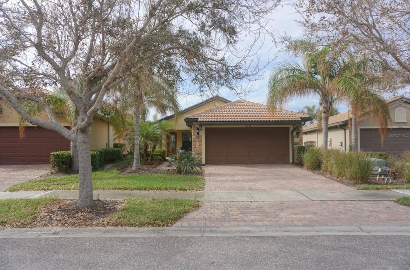 Welcome to this popular Taft floor plan with 2BD/2BA/Den/2CG in - Beach Home for sale in Venice, Florida on Beachhouse.com