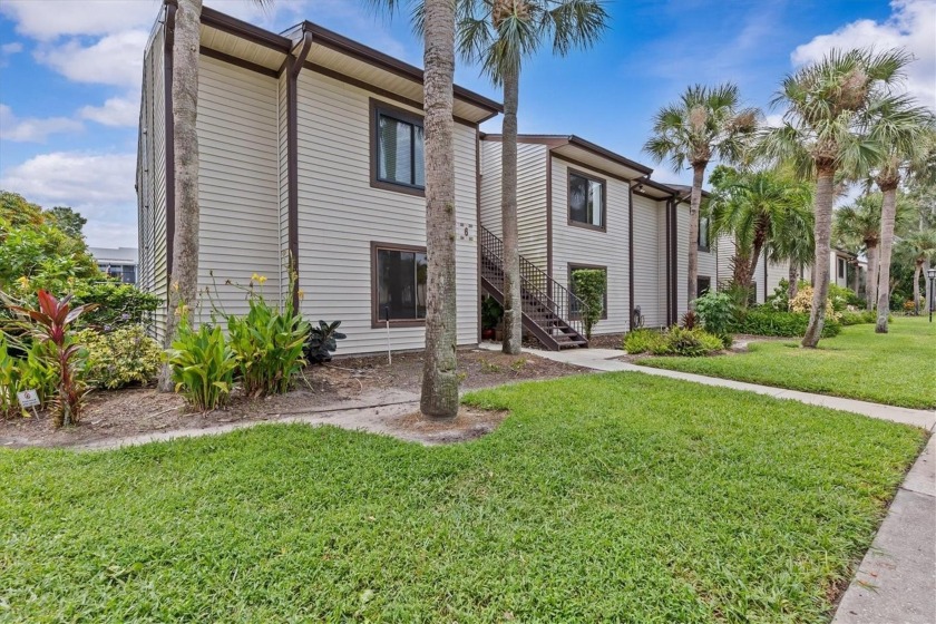 Boater's Paradise! Waterfront Condo in Tarpon Springs
Welcome - Beach Condo for sale in Tarpon Springs, Florida on Beachhouse.com