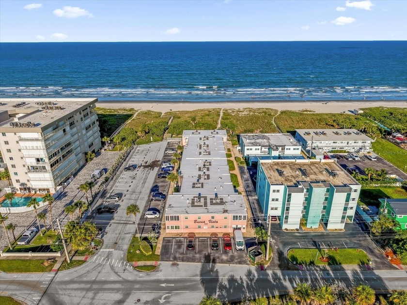**This house comes with a REDUCED RATE through the seller's - Beach Condo for sale in Cocoa Beach, Florida on Beachhouse.com