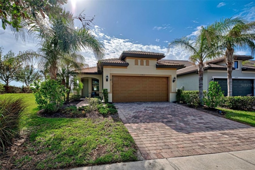 Welcome to this stunning, move-in ready Taft model home - Beach Home for sale in Venice, Florida on Beachhouse.com