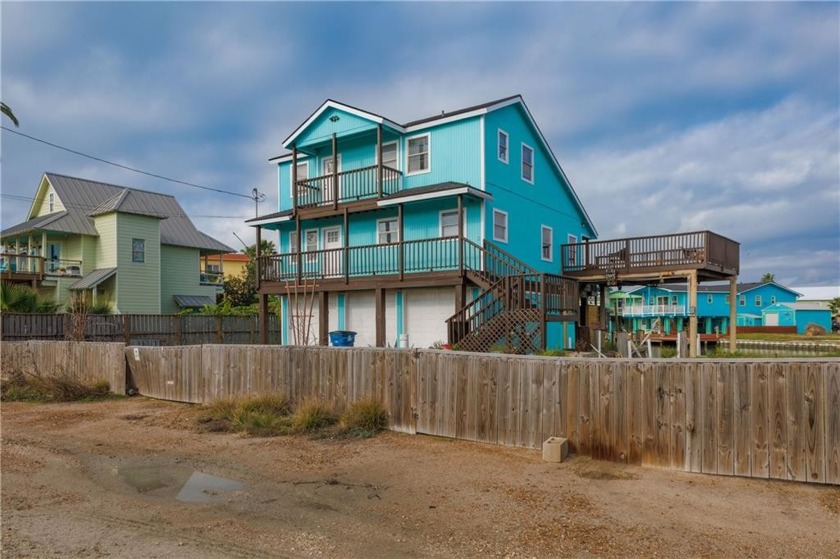 Experience waterfront living at its finest in the Ingleside on - Beach Home for sale in Ingleside, Texas on Beachhouse.com