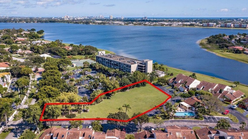 The property offers approximately 33,665 square feet of - Beach Commercial for sale in West Palm Beach, Florida on Beachhouse.com