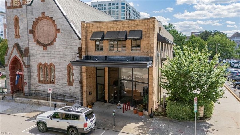 LIVE-WORK-PLAY! RARE OPPORTUNITY TO OWN A HISTORIC BUILDING IN - Beach Apartment for sale in Norfolk, Virginia on Beachhouse.com