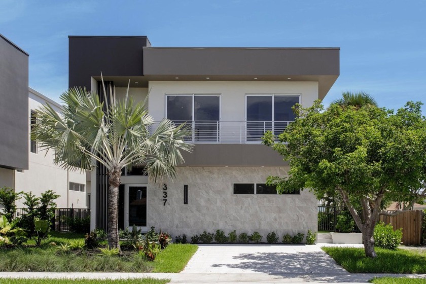 BRAND NEW Stunning Modern Home in Downtown Delray Beach: A Blend - Beach Home for sale in Delray Beach, Florida on Beachhouse.com