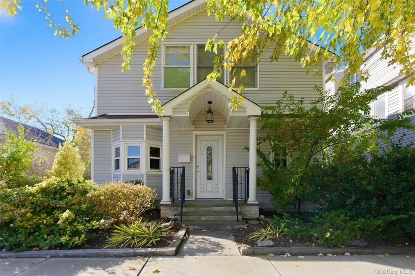 Discover this exceptional East End home, freshly renovated and - Beach Home for sale in Long Beach, New York on Beachhouse.com