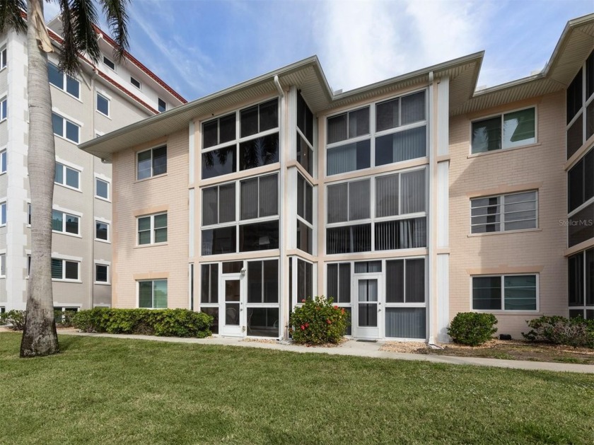 Welcome to your ideal beach getaway at Gulf Point Condominium - Beach Condo for sale in Venice, Florida on Beachhouse.com