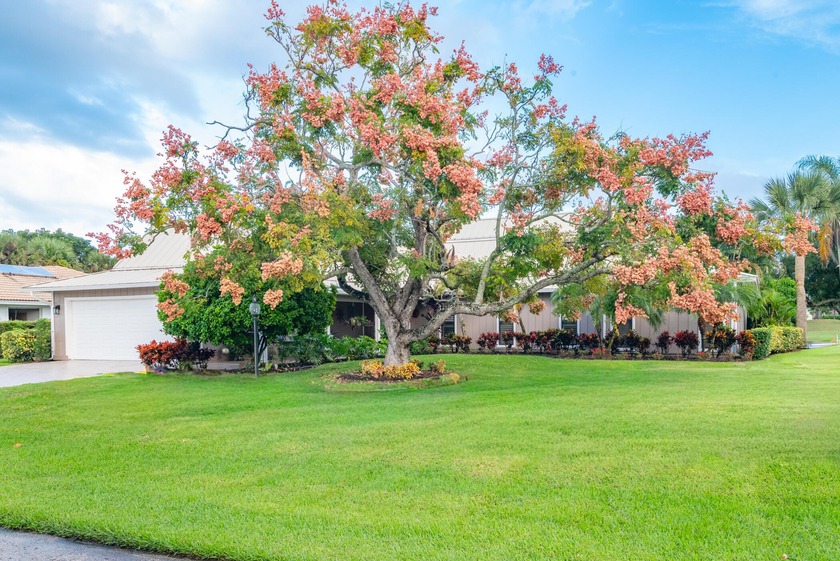 Welcome to YCC!  This particular 4 Bedroom, 4 Bath pool home - Beach Home for sale in Stuart, Florida on Beachhouse.com