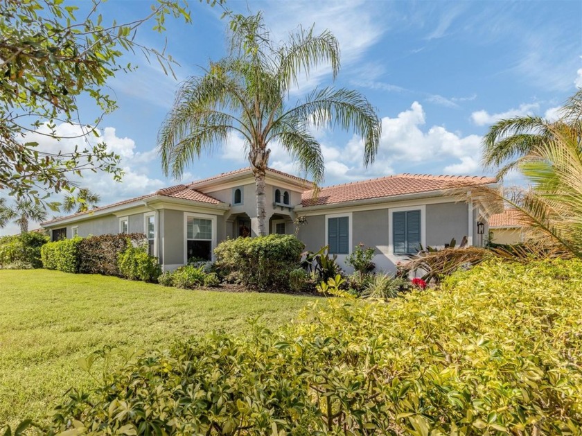 Discover the charm and spaciousness of one of the LARGEST LOTS - Beach Home for sale in Venice, Florida on Beachhouse.com