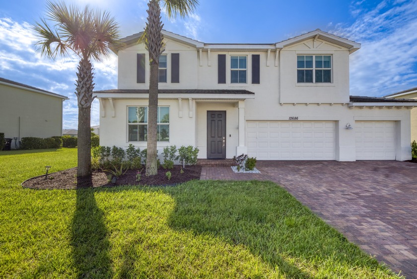 Desirable meticulously maintained Helena model smart home - Beach Home for sale in Port Saint Lucie, Florida on Beachhouse.com