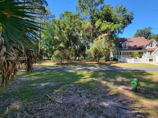 Double lot situated on almost half an acre with private lagoon - Beach Lot for sale in Daufuskie Island, South Carolina on Beachhouse.com