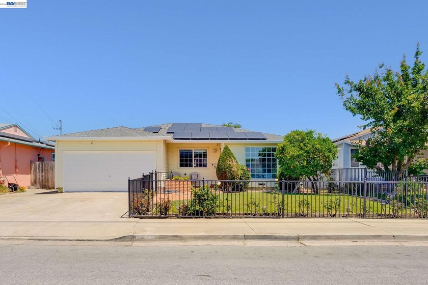 Welcome to this light-filled 3-bedroom, 2-bath single-story home - Beach Home for sale in Fremont, California on Beachhouse.com